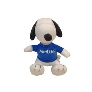 Metlife Peanuts Snoopy 6" Plush Stuffed Animal Plush Advertisement
